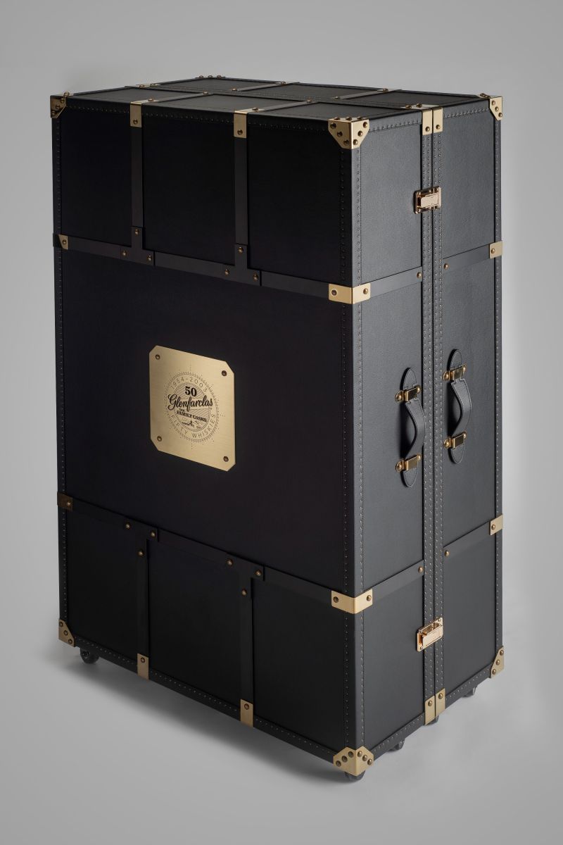 Kensington Wine Market - Glenfarclas Family Cask Trunk 1954-2003